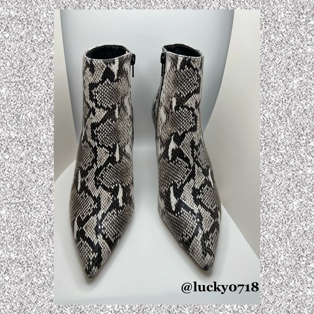 Tony Bianco NWT Gessy Bootie in Natural Snake Sz 7 - Picture 3 of 14